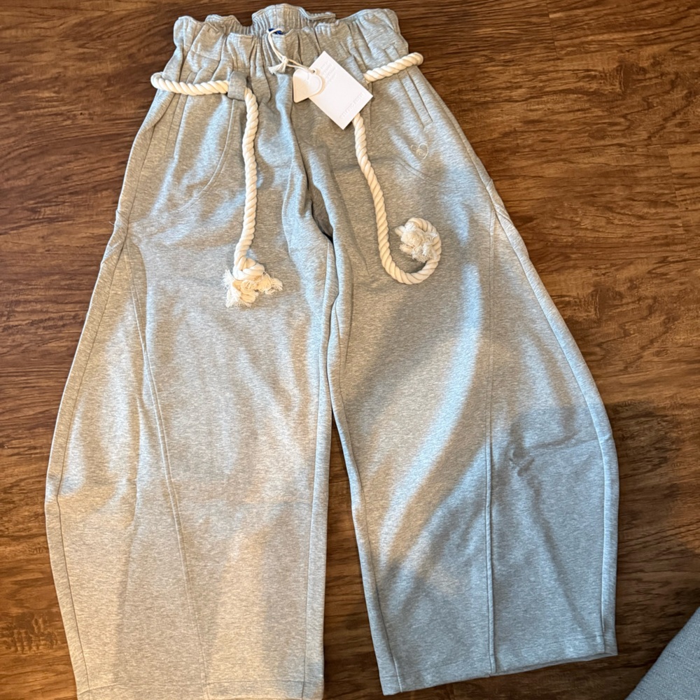Aelfric Eden super baggy sweatpants with rope drawstring. Gray. XL